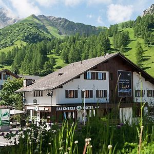 Hotel Falknerei Galina